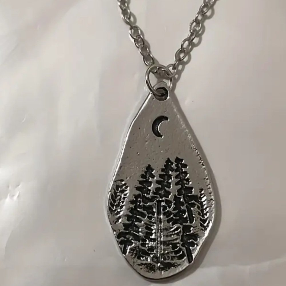 Boho Teardrop Shaped Silver Evergreen Trees Scene Pendant Necklace
